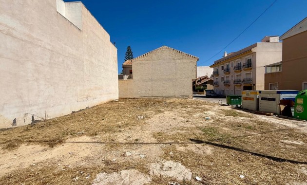 Sale - Urban building plot -
San Miguel de Salinas - CENTRO URBANO