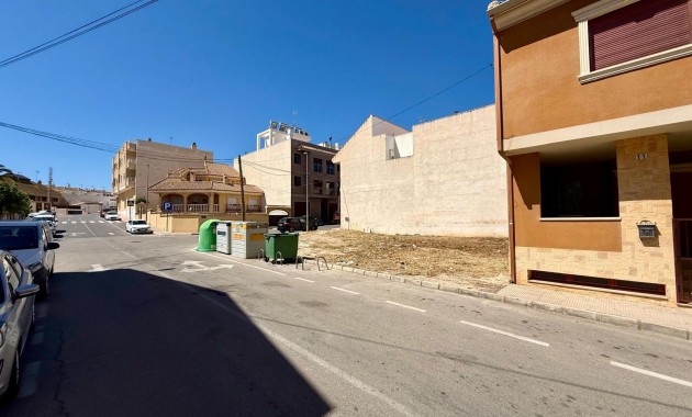 Sale - Urban building plot -
San Miguel de Salinas - CENTRO URBANO