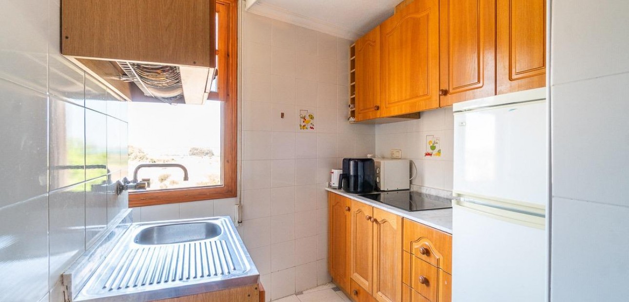 Sale - Apartment / flat -
Torrevieja - La Mata pueblo
