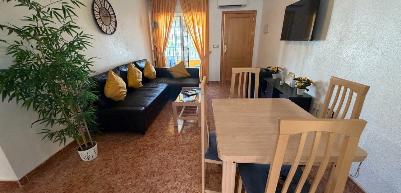 Venta - Apartamento / piso -
Orihuela - Entre Naranjos Vistabella