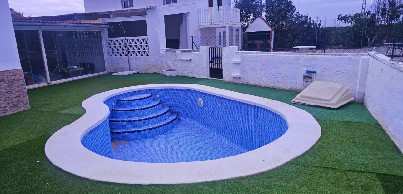 Venta - Villa -
Cox - Comunidad valenciana