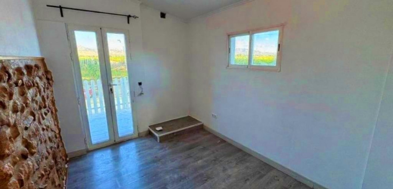 Venta - Villa -
Cox - Comunidad valenciana