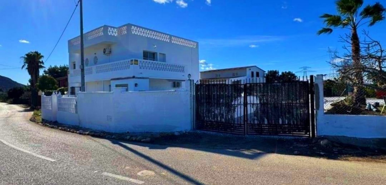 Venta - Villa -
Cox - Comunidad valenciana
