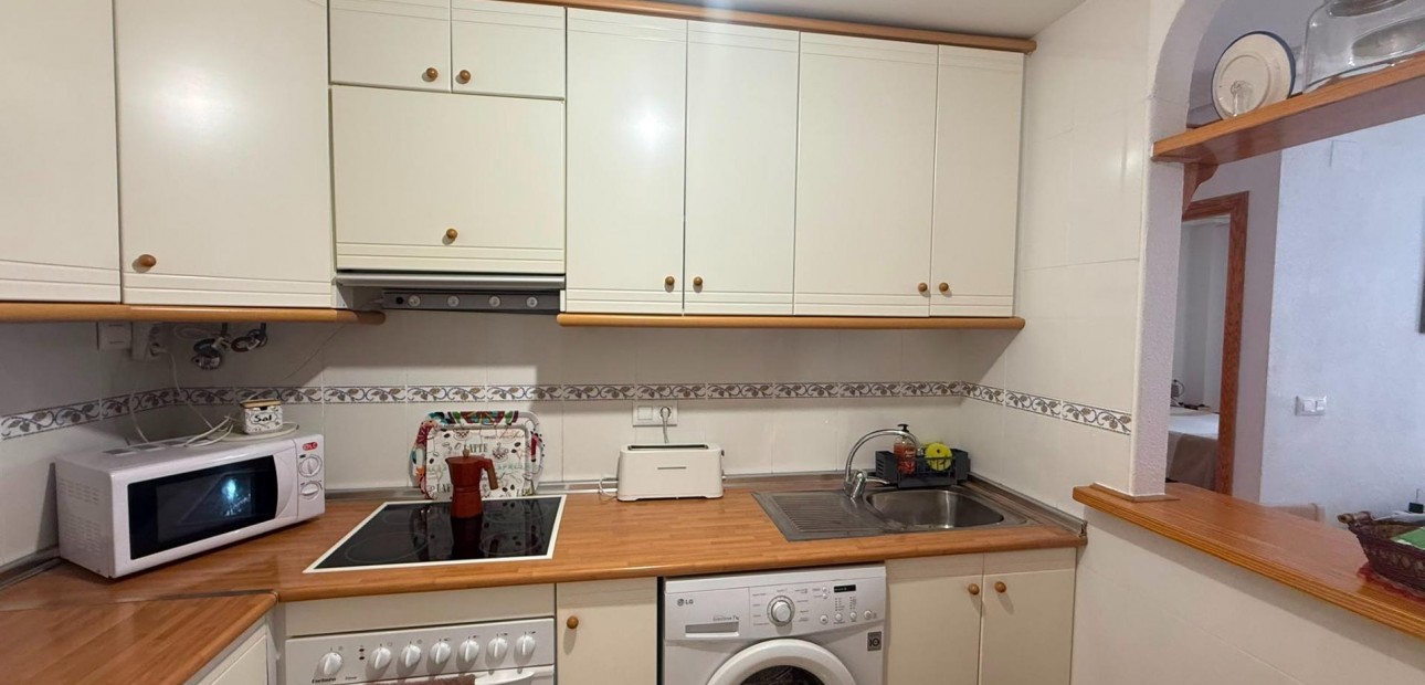 Venta - Apartamento / piso -
Torrevieja - La Mata pueblo
