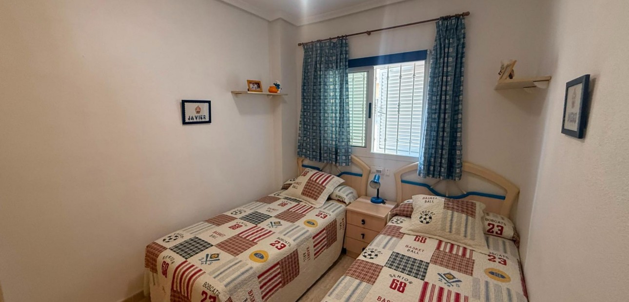 Venta - Apartamento / piso -
Torrevieja - La Mata pueblo