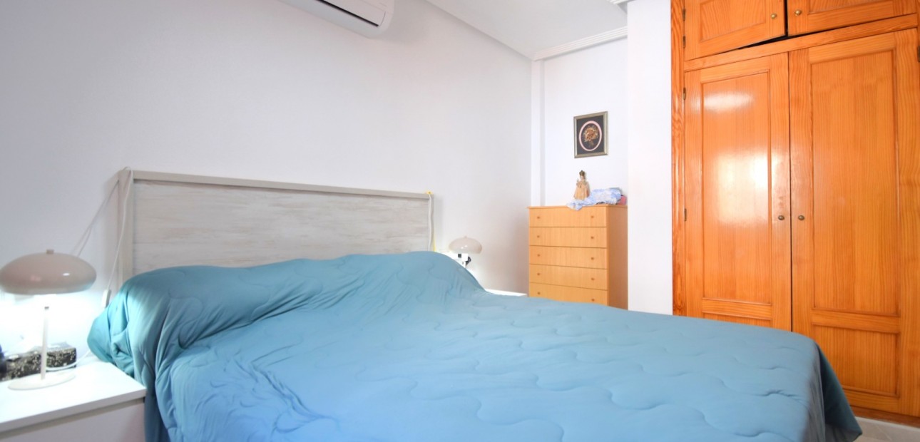 Venta - Apartamento / piso -
Orihuela Costa - Playa Flamenca