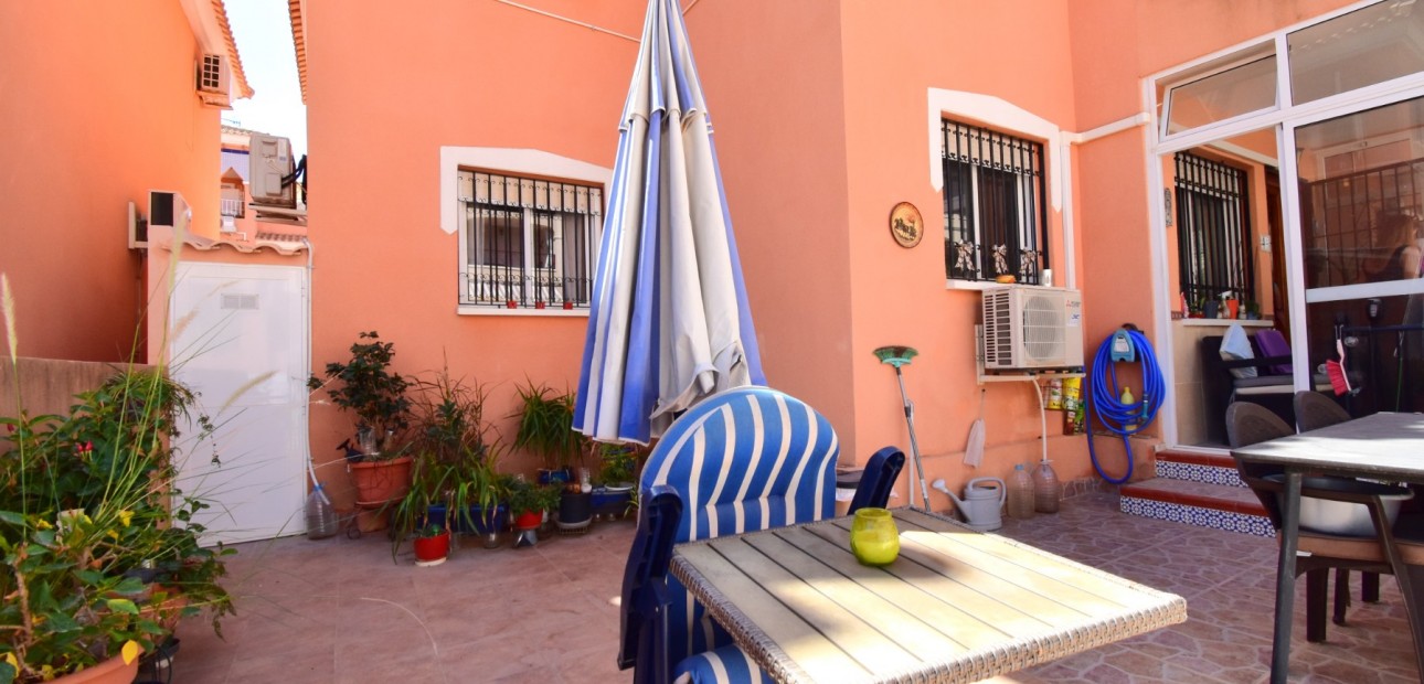 Venta - Apartamento / piso -
Orihuela Costa - Playa Flamenca