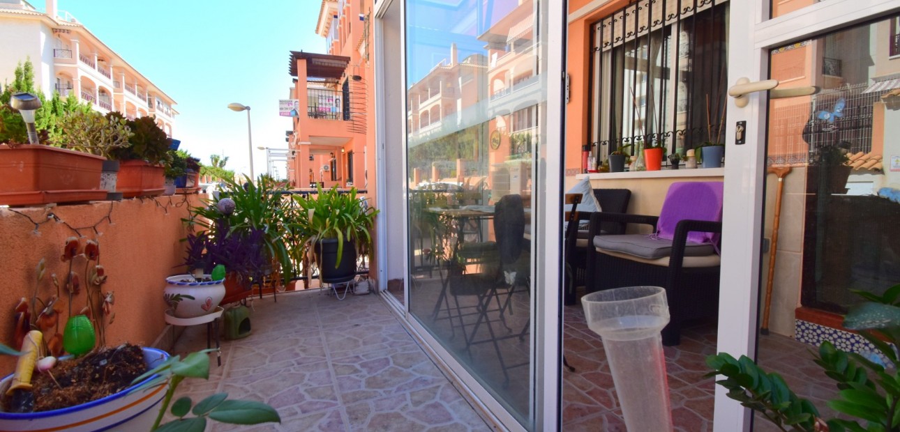 Venta - Apartamento / piso -
Orihuela Costa - Playa Flamenca