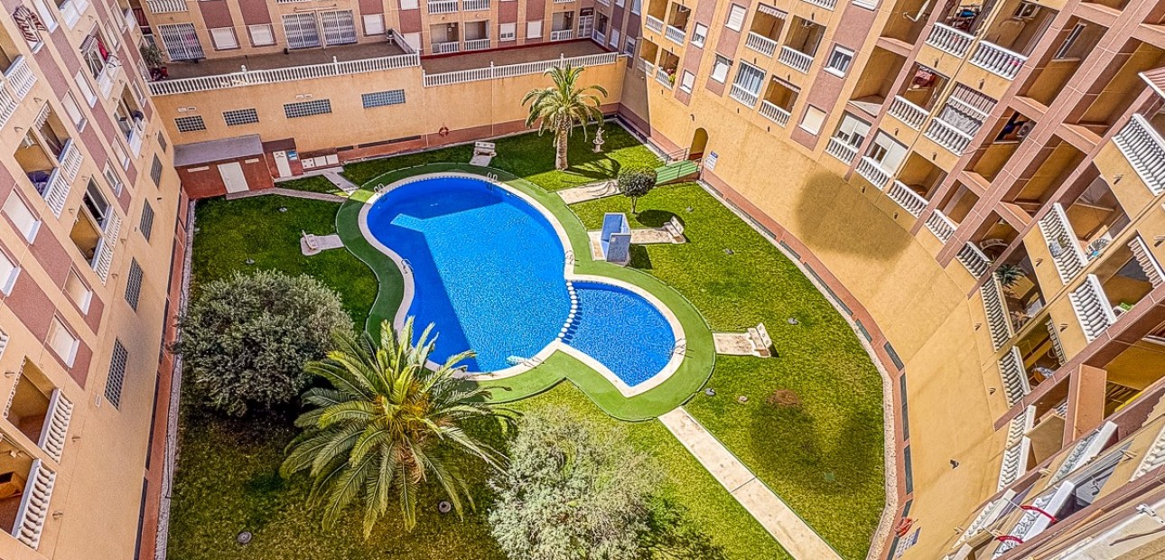 Herverkoop - Appartement / flat -
Torrevieja - Parque de las Naciones