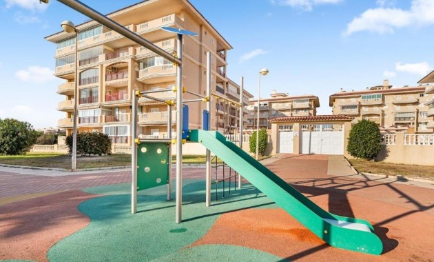 Venta - Apartamento / piso -
Torrevieja - Los Europeos