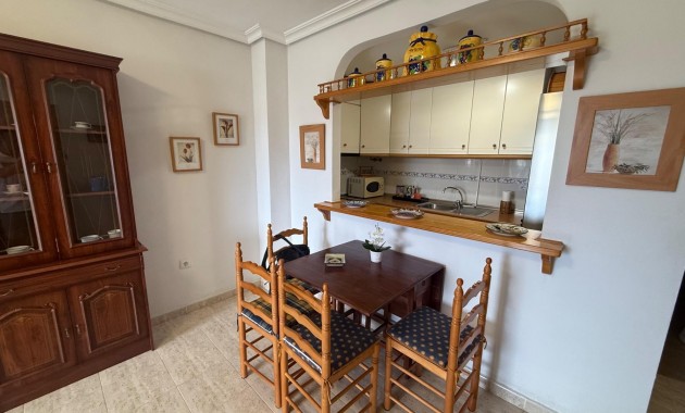 Venta - Apartamento / piso -
Torrevieja - Los Europeos