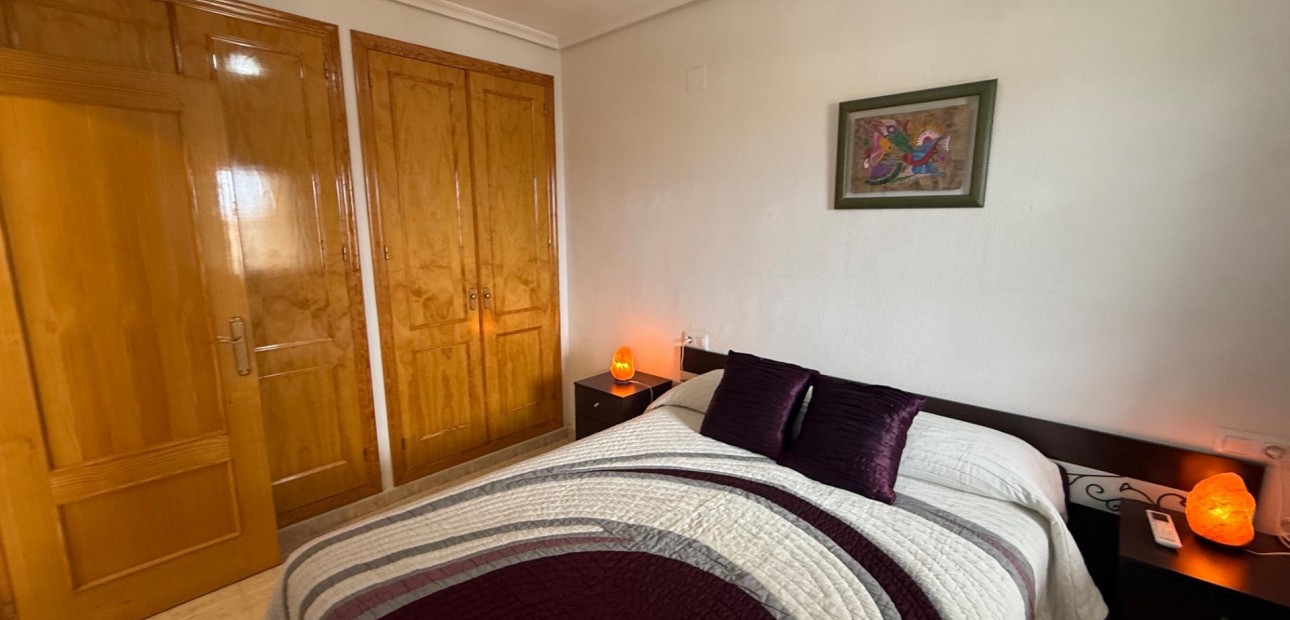 Venta - Apartamento / piso -
Torrevieja - Los Europeos