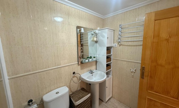 Venta - Apartamento / piso -
Torrevieja - Los Europeos