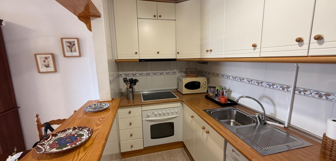 Venta - Apartamento / piso -
Torrevieja - Los Europeos