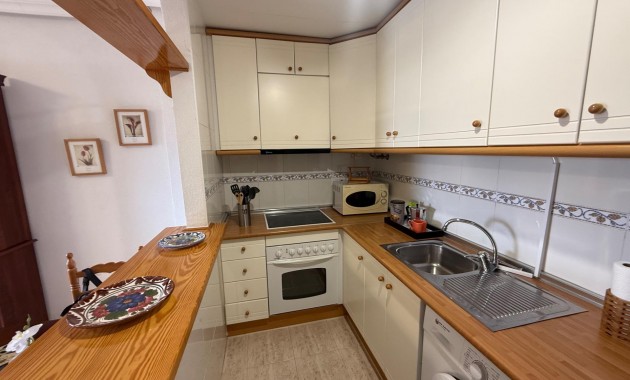 Venta - Apartamento / piso -
Torrevieja - Los Europeos