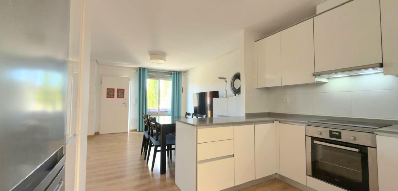 Venta - Terraced house -
Torrevieja - Miramar - Torre del Moro