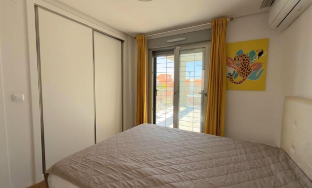 Venta - Terraced house -
Torrevieja - Miramar - Torre del Moro