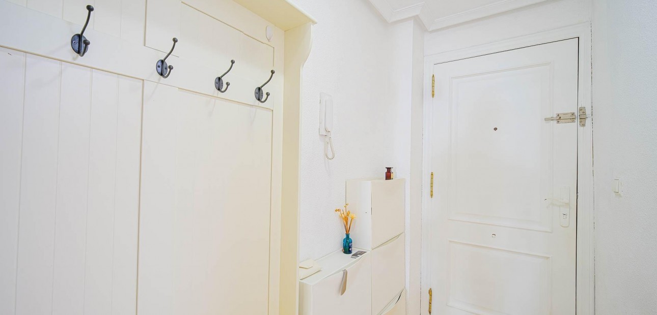 Venta - Apartamento / piso -
Torrevieja - Parque de las Naciones