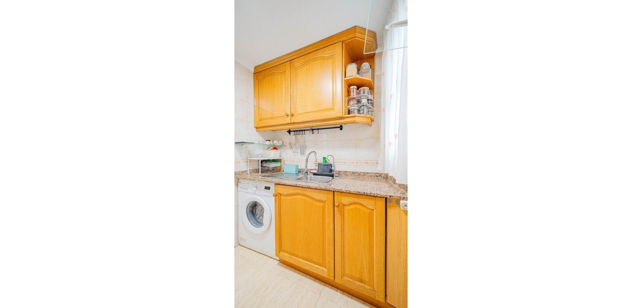 Venta - Apartamento / piso -
Torrevieja - Parque de las Naciones