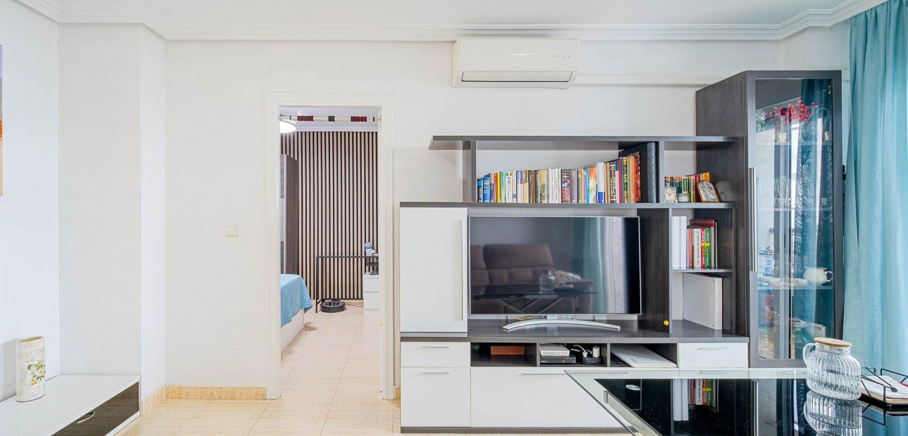 Venta - Apartamento / piso -
Torrevieja - Parque de las Naciones
