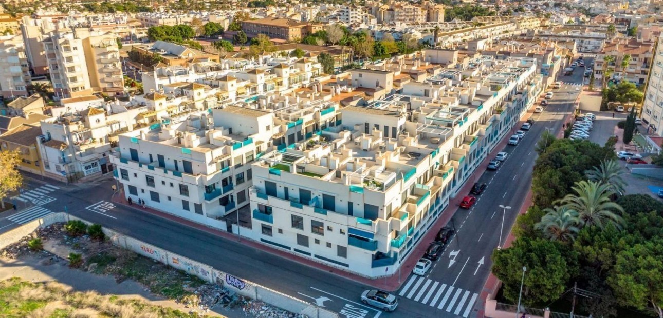 Venta - Apartamento / piso -
Torrevieja - Playa de los locos