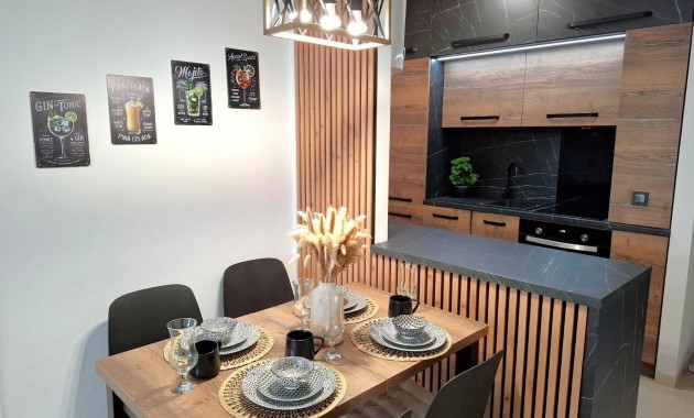 Venta - Apartamento / piso -
Torrevieja - Playa de los locos