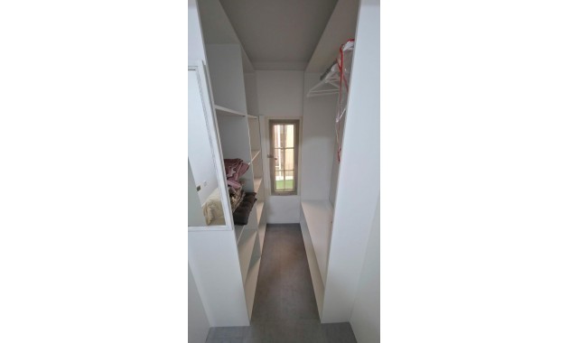 Venta - Apartamento / piso -
Torrevieja - Playa de los locos