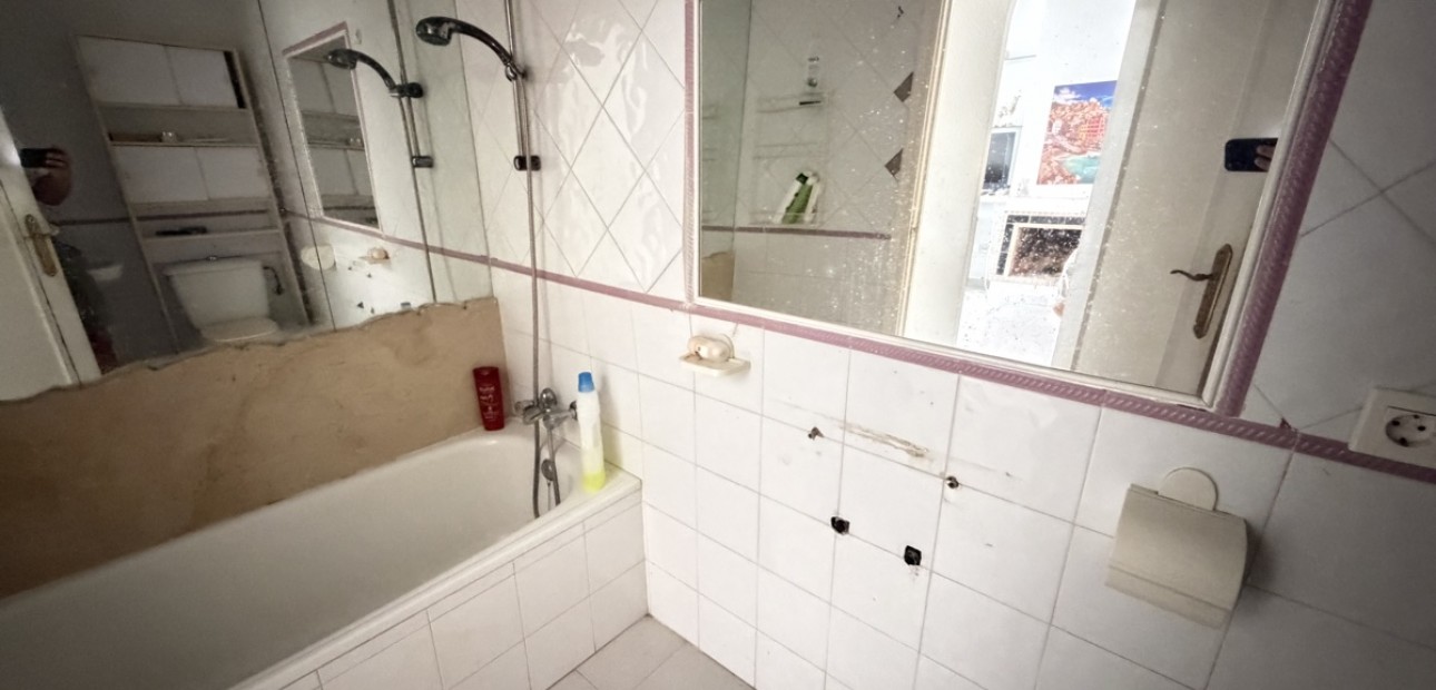 Venta - Apartamento / piso -
Orihuela Costa - La Florida