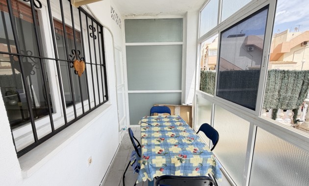 Venta - Apartamento / piso -
Orihuela Costa - La Florida