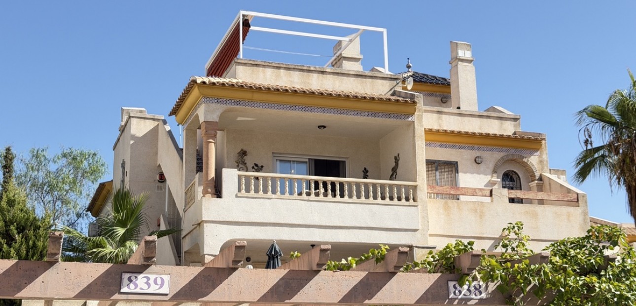 Venta - Apartamento / piso -
Orihuela Costa - Las Ramblas