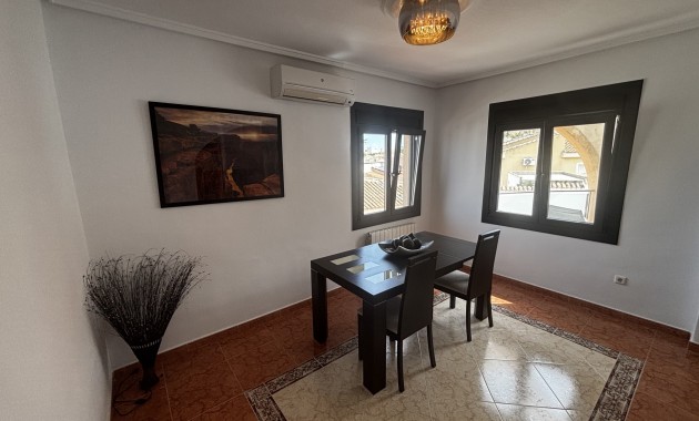 Venta - Detached Villa -
Ciudad Quesada - La Marquesa