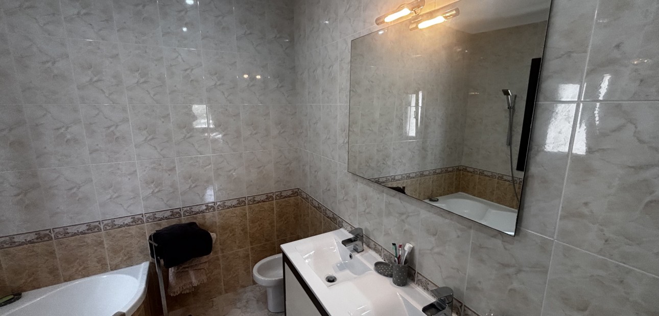Venta - Detached Villa -
Ciudad Quesada - La Marquesa