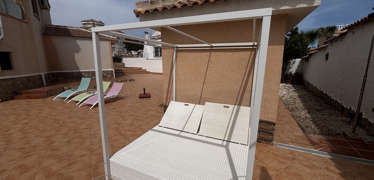 Venta - Detached Villa -
Ciudad Quesada - La Marquesa