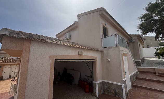 Venta - Detached Villa -
Ciudad Quesada - La Marquesa