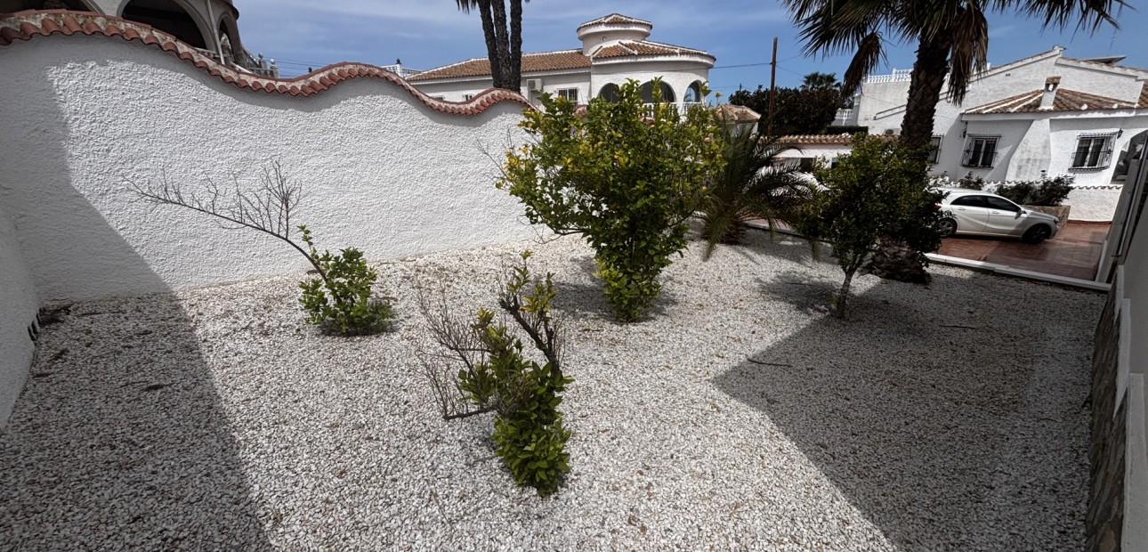 Venta - Detached Villa -
Ciudad Quesada - La Marquesa