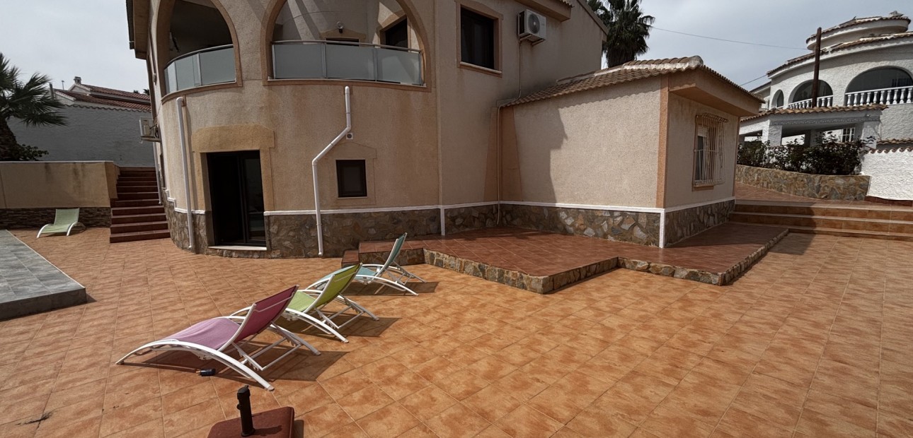 Venta - Detached Villa -
Ciudad Quesada - La Marquesa