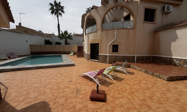 Venta - Detached Villa -
Ciudad Quesada - La Marquesa