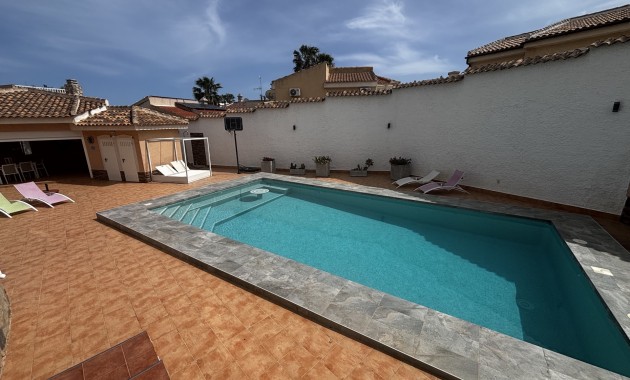 Venta - Detached Villa -
Ciudad Quesada - La Marquesa