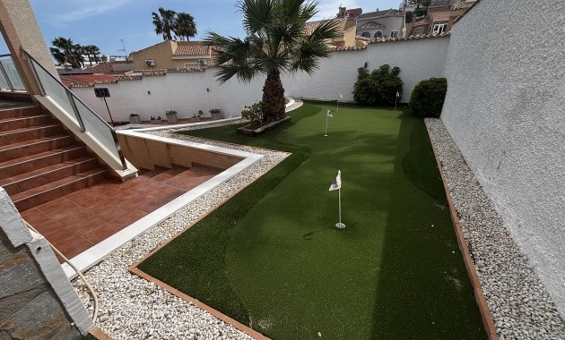 Venta - Detached Villa -
Ciudad Quesada - La Marquesa