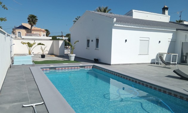 Venta - Detached Villa -
Orihuela Costa - Lomas de Cabo Roig