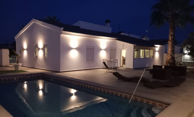Venta - Detached Villa -
Orihuela Costa - Lomas de Cabo Roig
