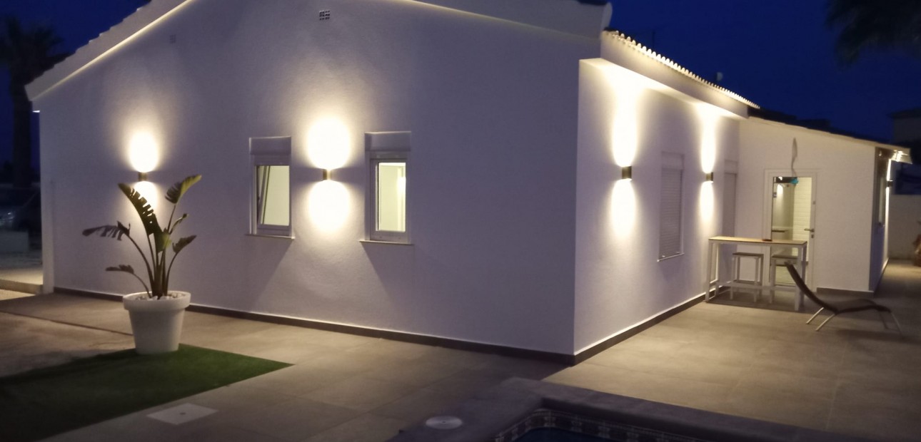 Venta - Detached Villa -
Orihuela Costa - Lomas de Cabo Roig