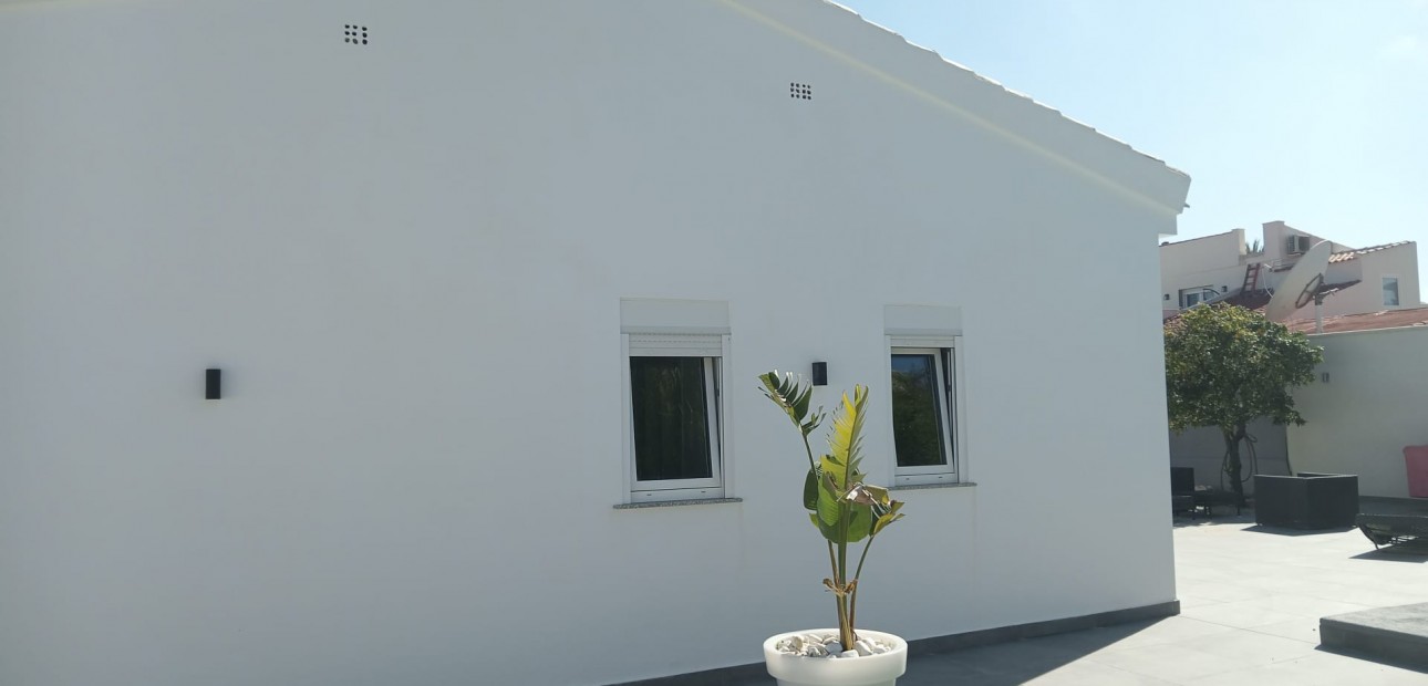 Venta - Detached Villa -
Orihuela Costa - Lomas de Cabo Roig