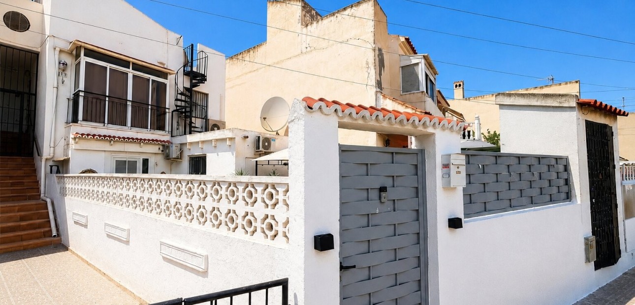 Venta - Apartamento / piso -
Torrevieja - El Chaparral