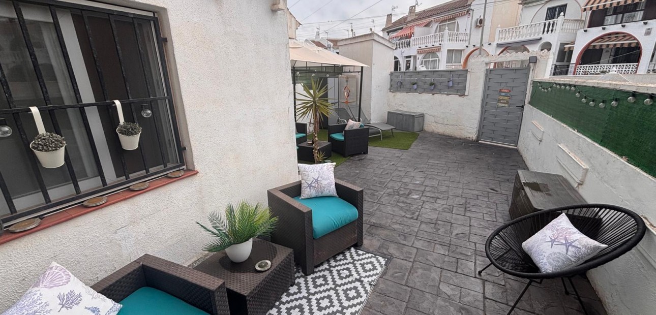 Venta - Apartamento / piso -
Torrevieja - El Chaparral