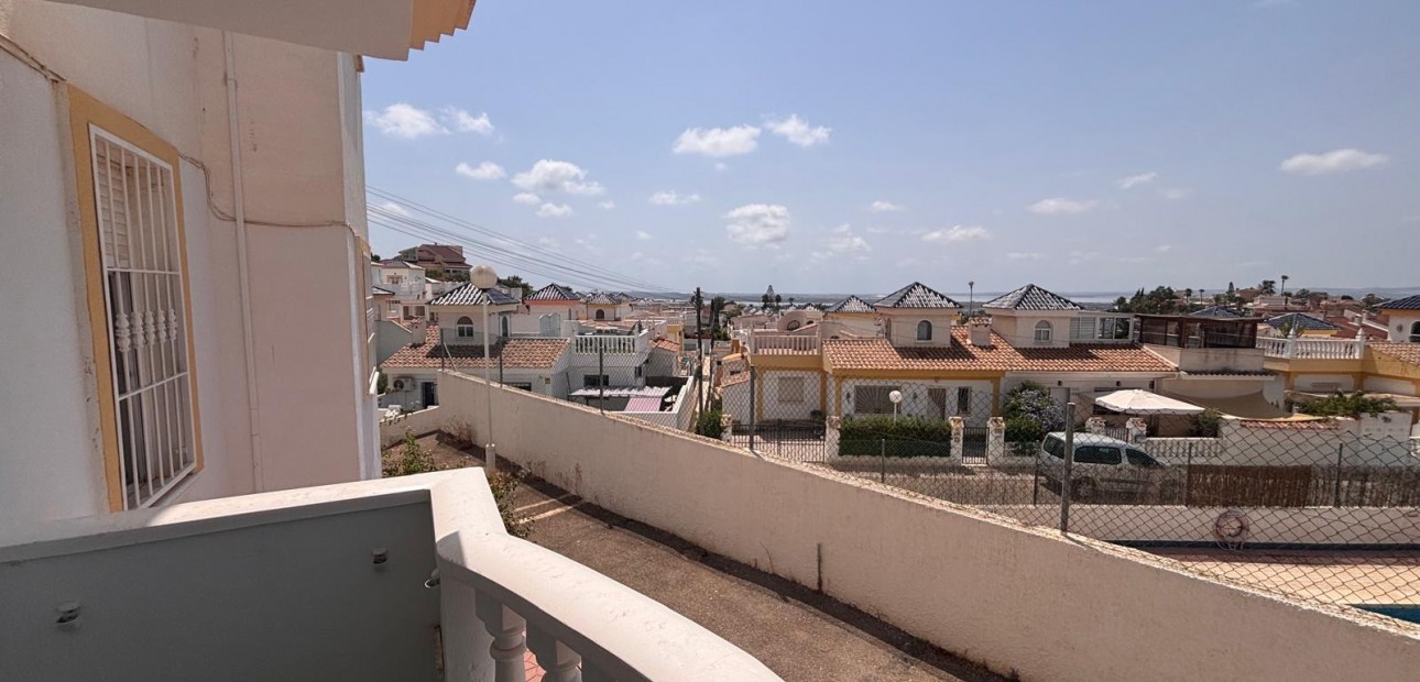 Venta - Apartamento / piso -
Ciudad Quesada - Altos de Quesada