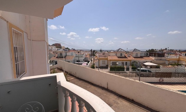 Venta - Apartamento / piso -
Ciudad Quesada - Altos de Quesada