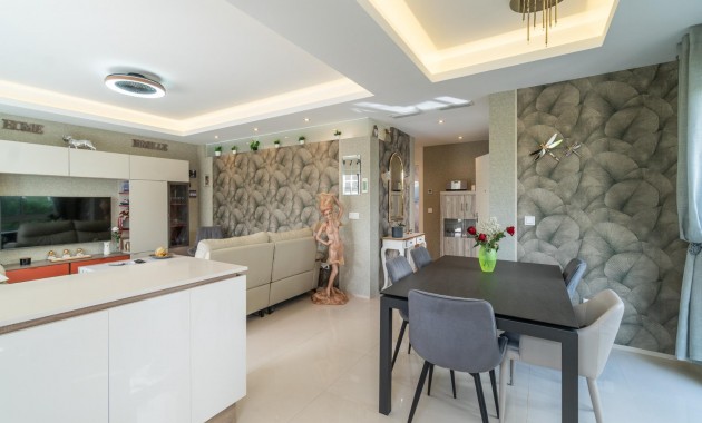 Venta - Ground Floor -
Rojales - Centro de la Ciudad Quesada