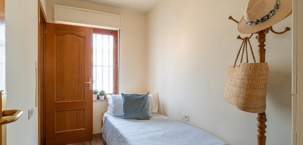Venta - Flat -
Torrevieja - Playa de los Naufragos