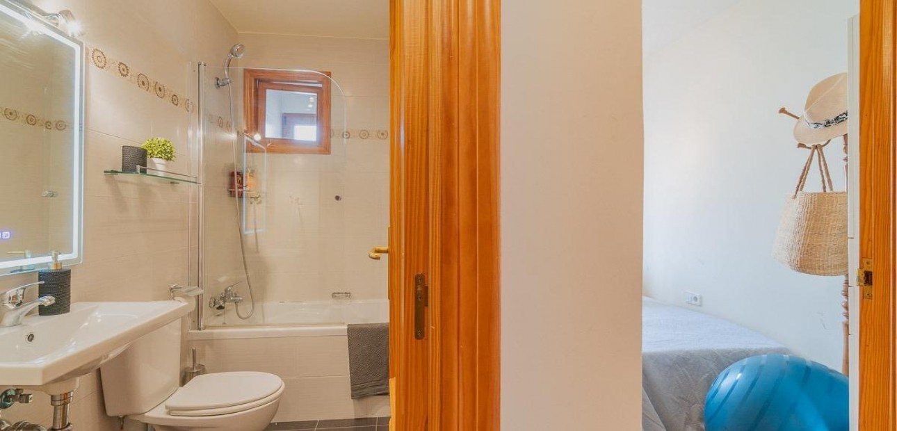 Venta - Flat -
Torrevieja - Playa de los Naufragos